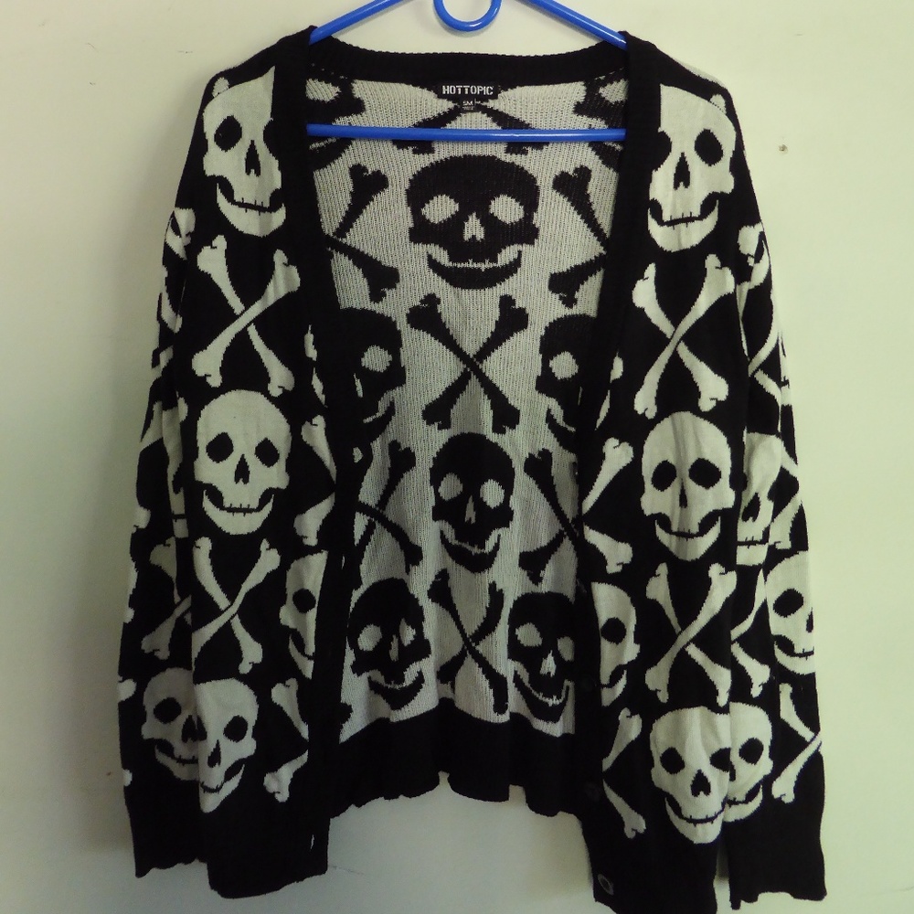 Hot Topic Skull Cardigan